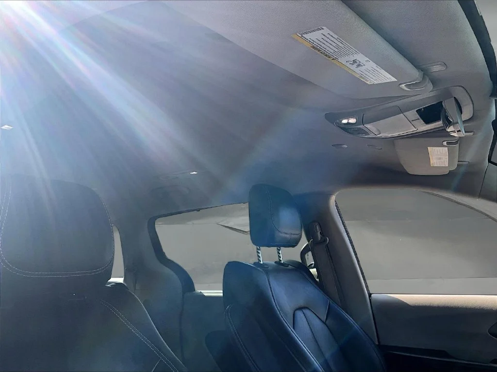 Used 2023 Blue Chrysler Touring L image 31
