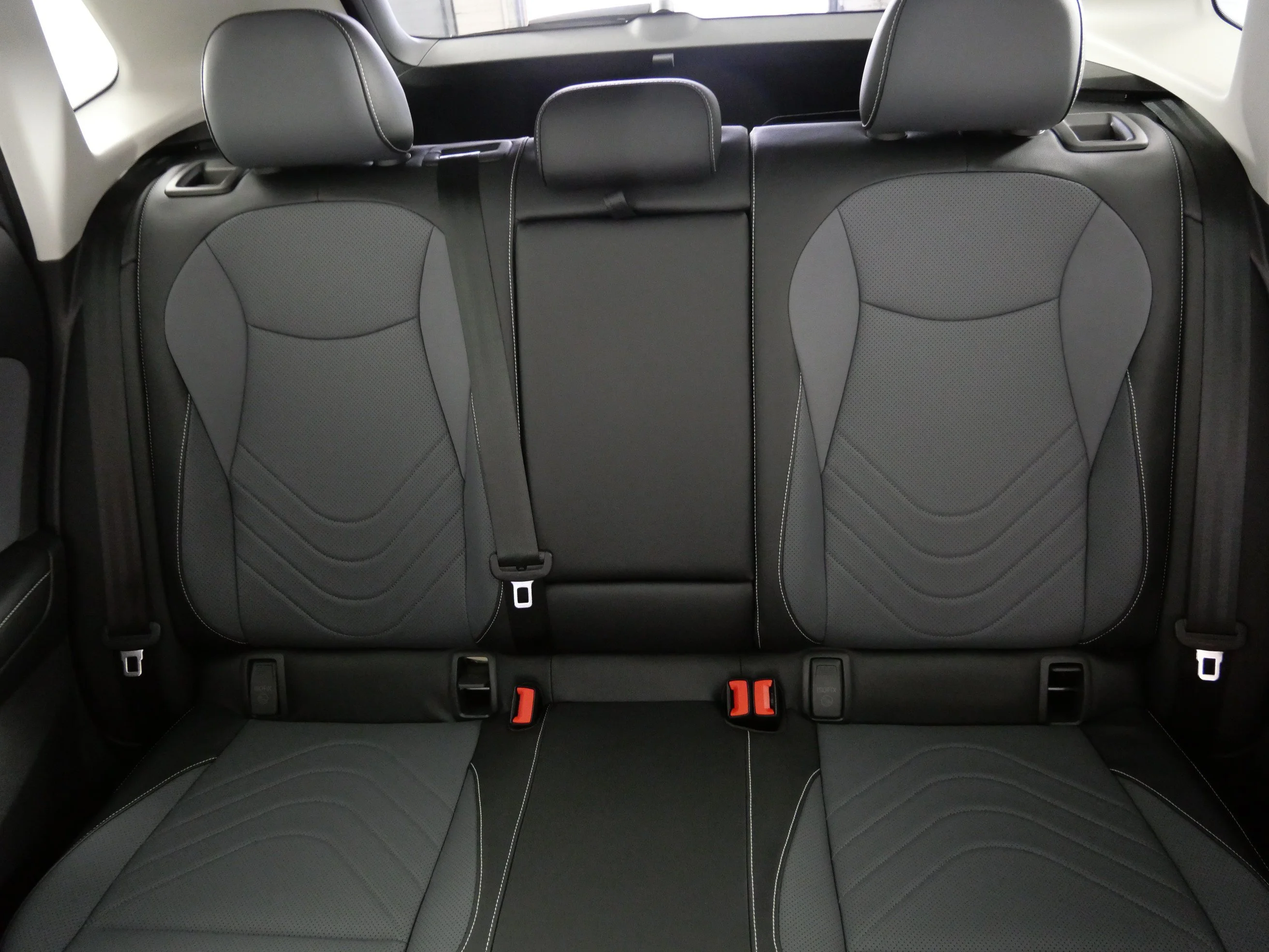 Certified Used 2026  Volkswagen SE image 13