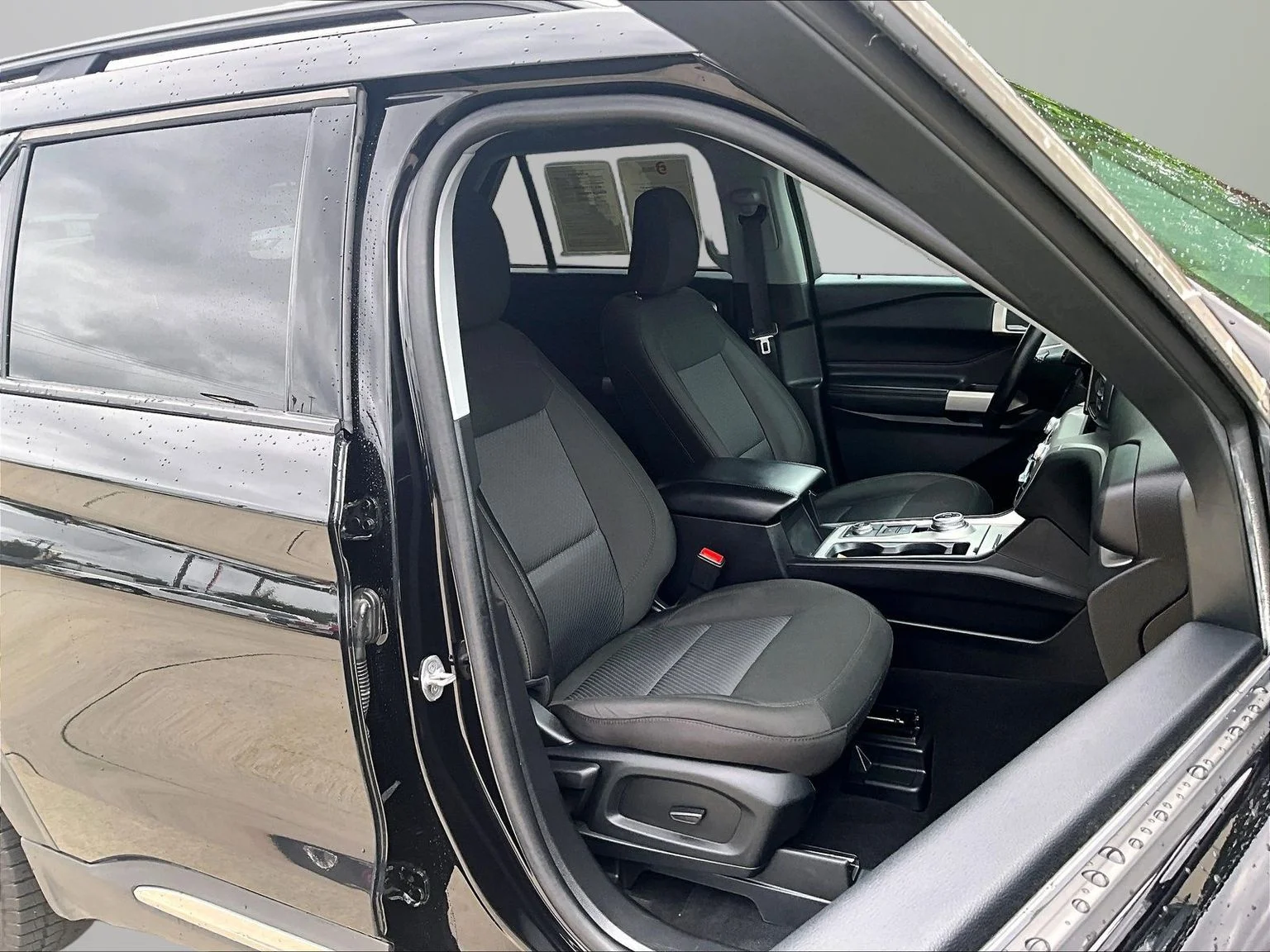 Used 2023 Black Ford XLT image 8