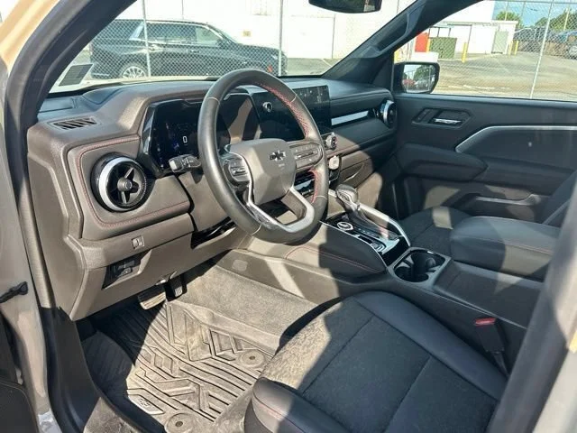 Used 2023 Sand Dune Metallic Chevrolet Z71 image 8