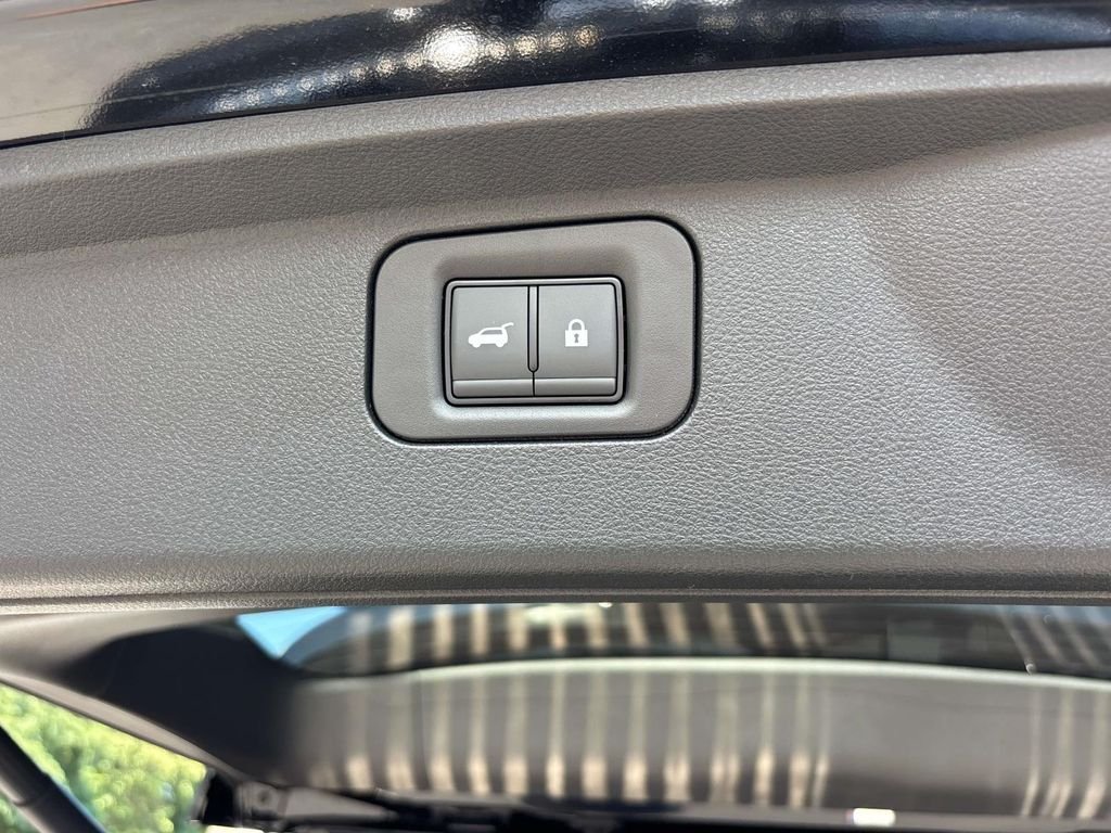 New 2027  INFINITI SPORT image 5