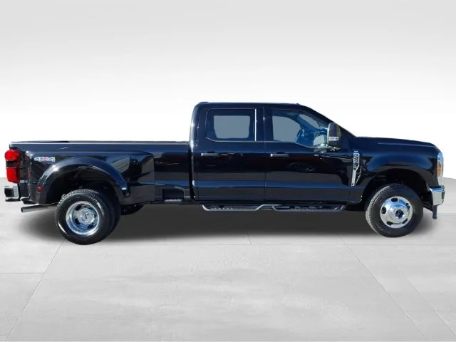 Used 2026 Black Ford XLT image 15
