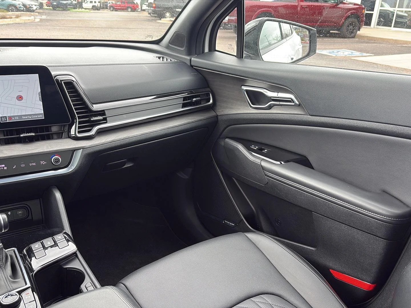 Used 2024 Glacial White Pearl/Ebony Black Roof Kia X-Pro image 21