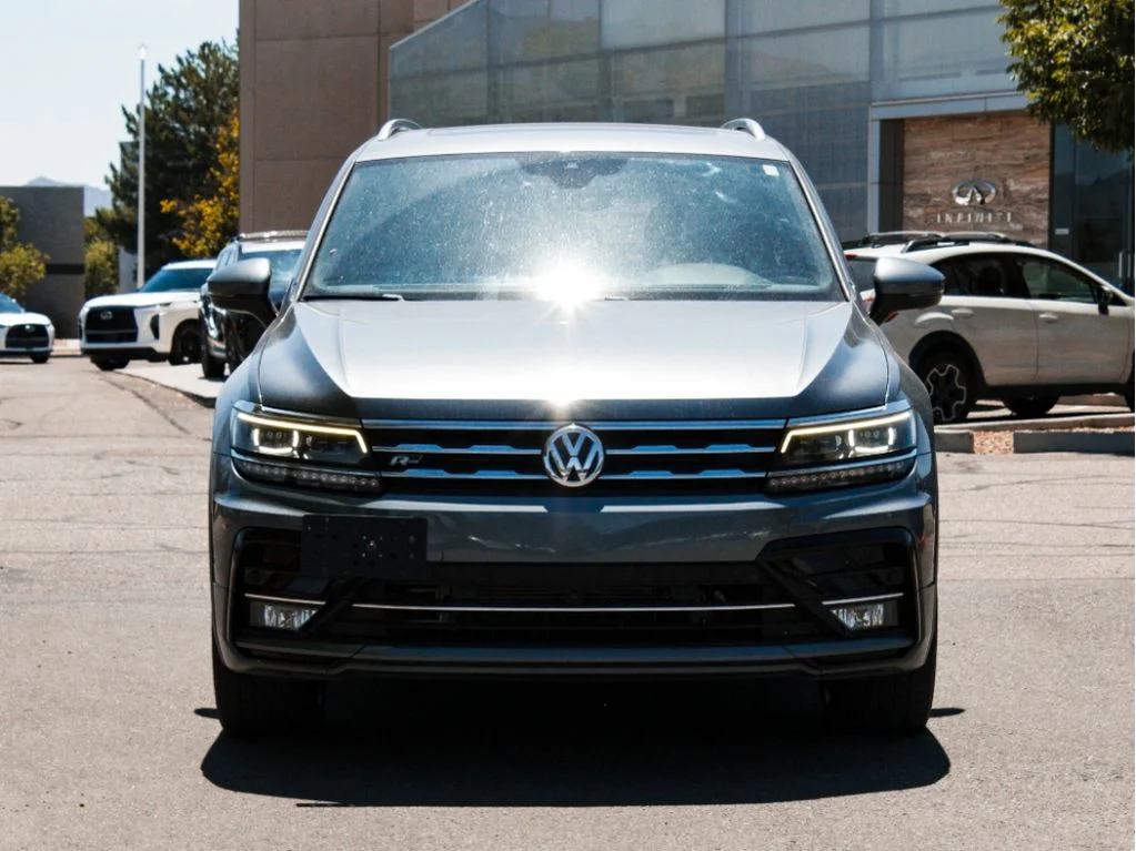 Used 2021 Platinum Gray Metallic Volkswagen SEL Premium R-Line image 2