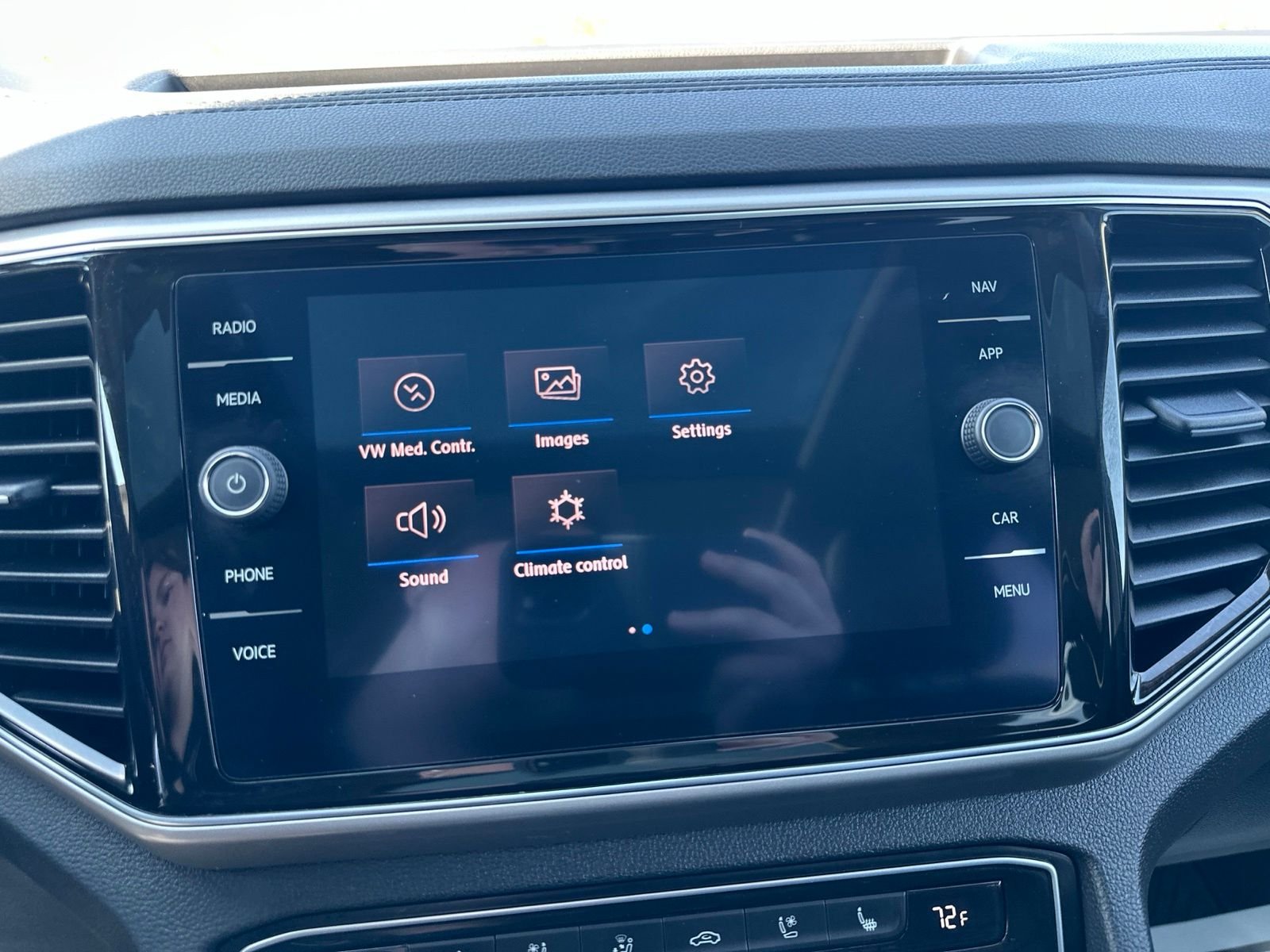 Used 2019 Gray Volkswagen SEL Premium image 74