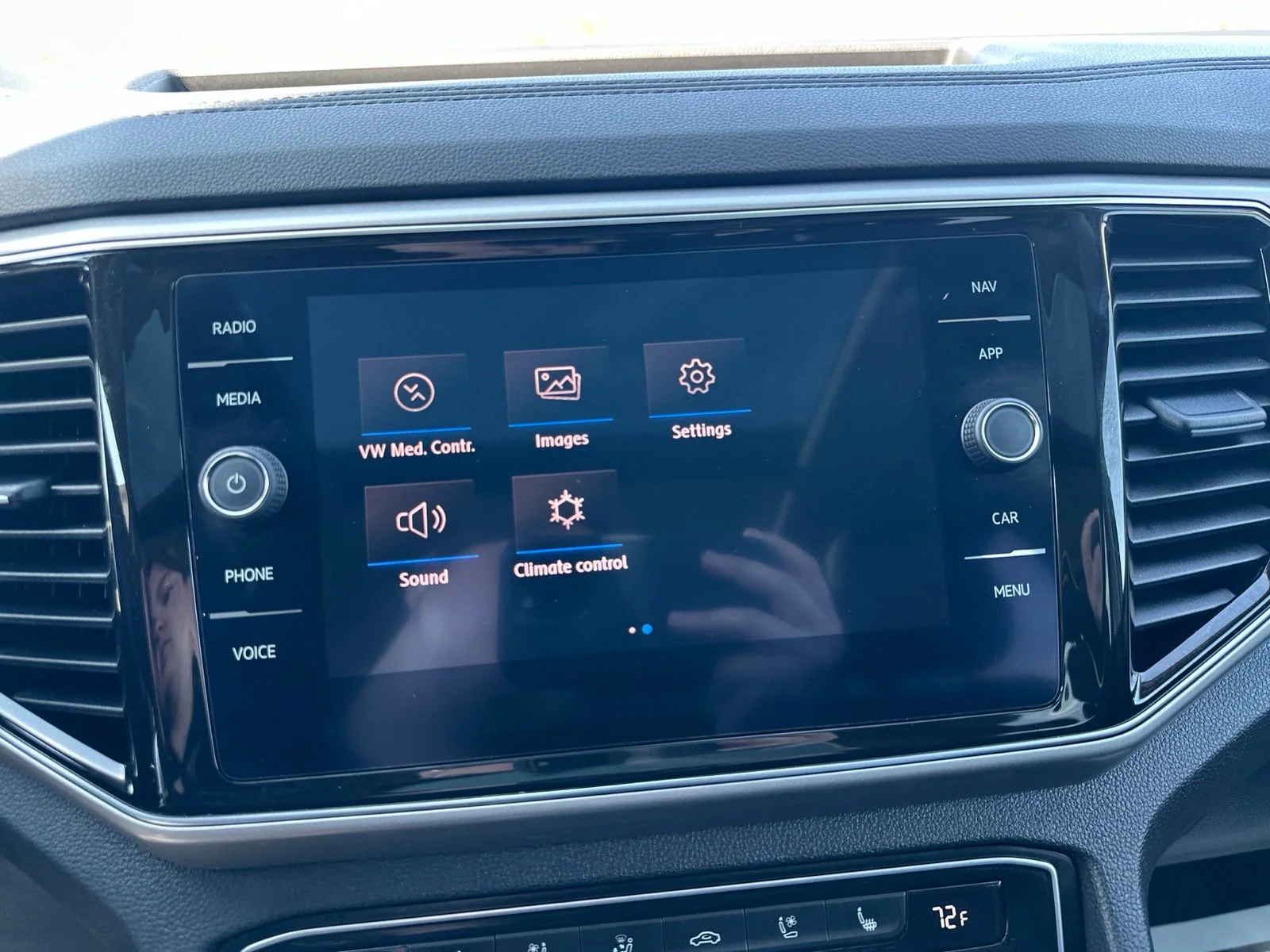 Used 2019 Gray Volkswagen SEL Premium image 74