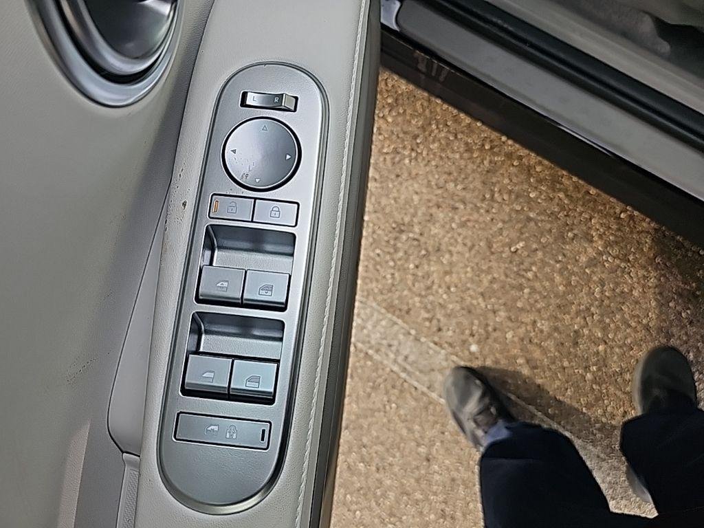 New 2026 Black Hyundai SEL AWD image 11