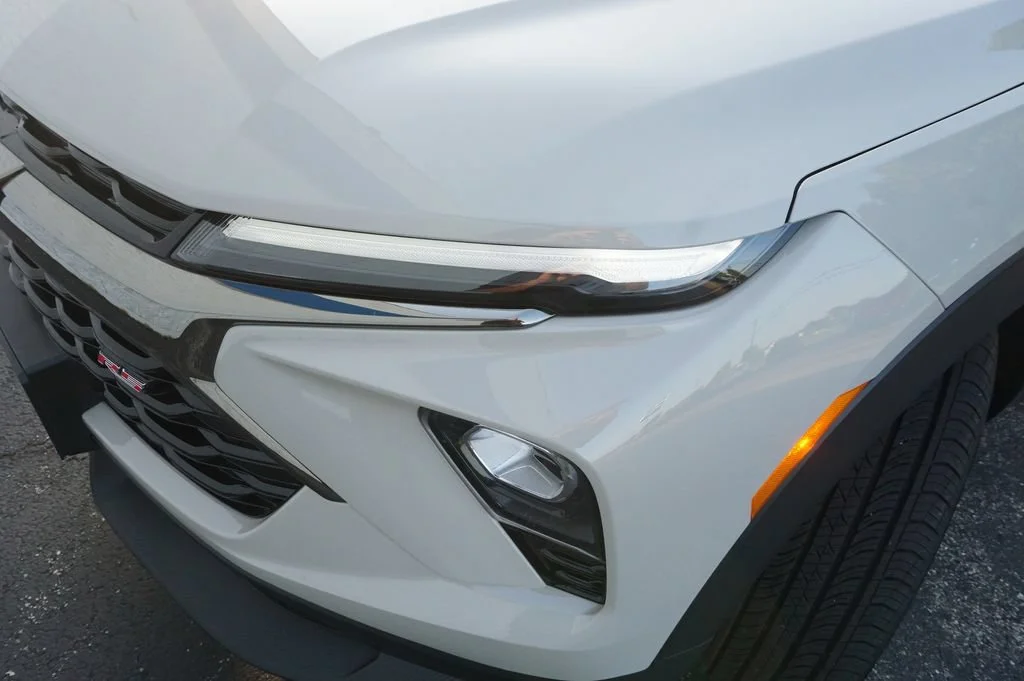 New 2026 White Sands Chevrolet RS image 30