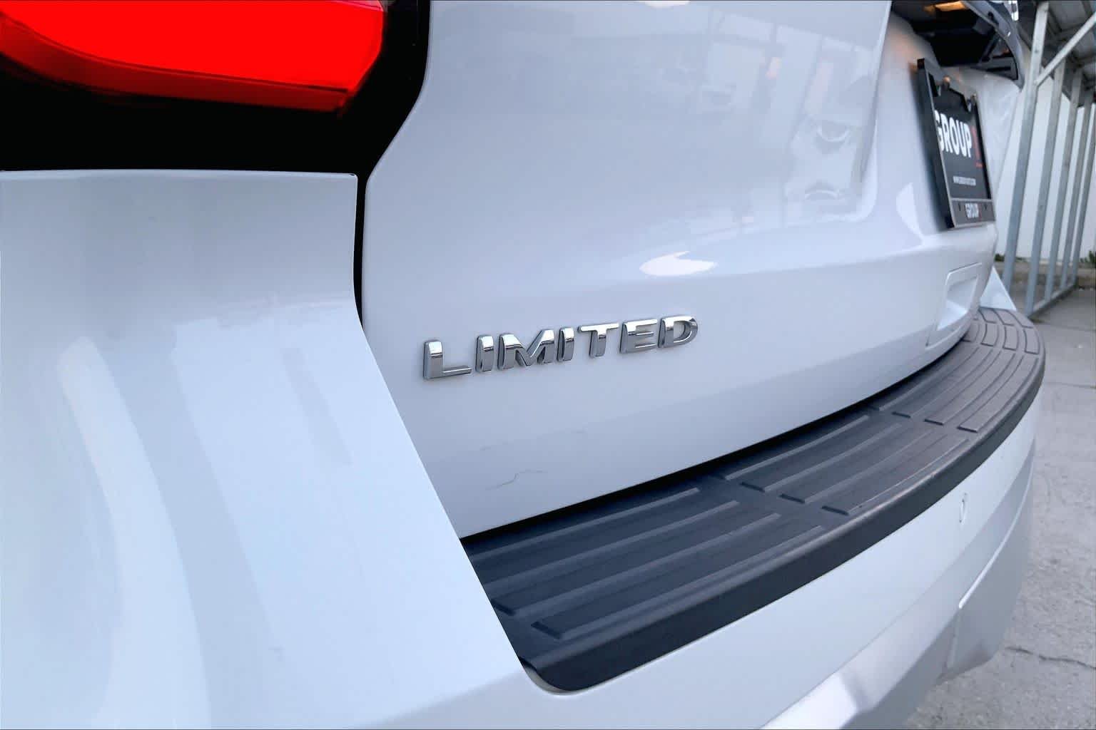 Used 2022 Oxford White Ford Limited image 10