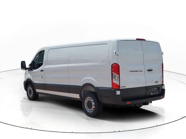 New 2026 Oxford White Ford Base image 7