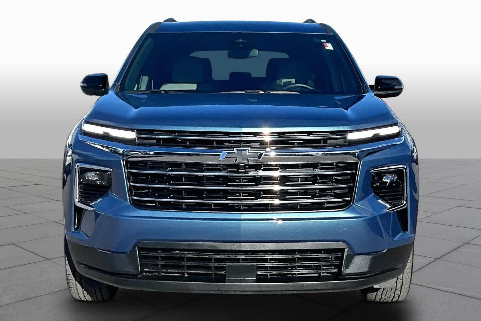 Used 2025 Lakeshore Blue Metallic Chevrolet AWD LT image 3