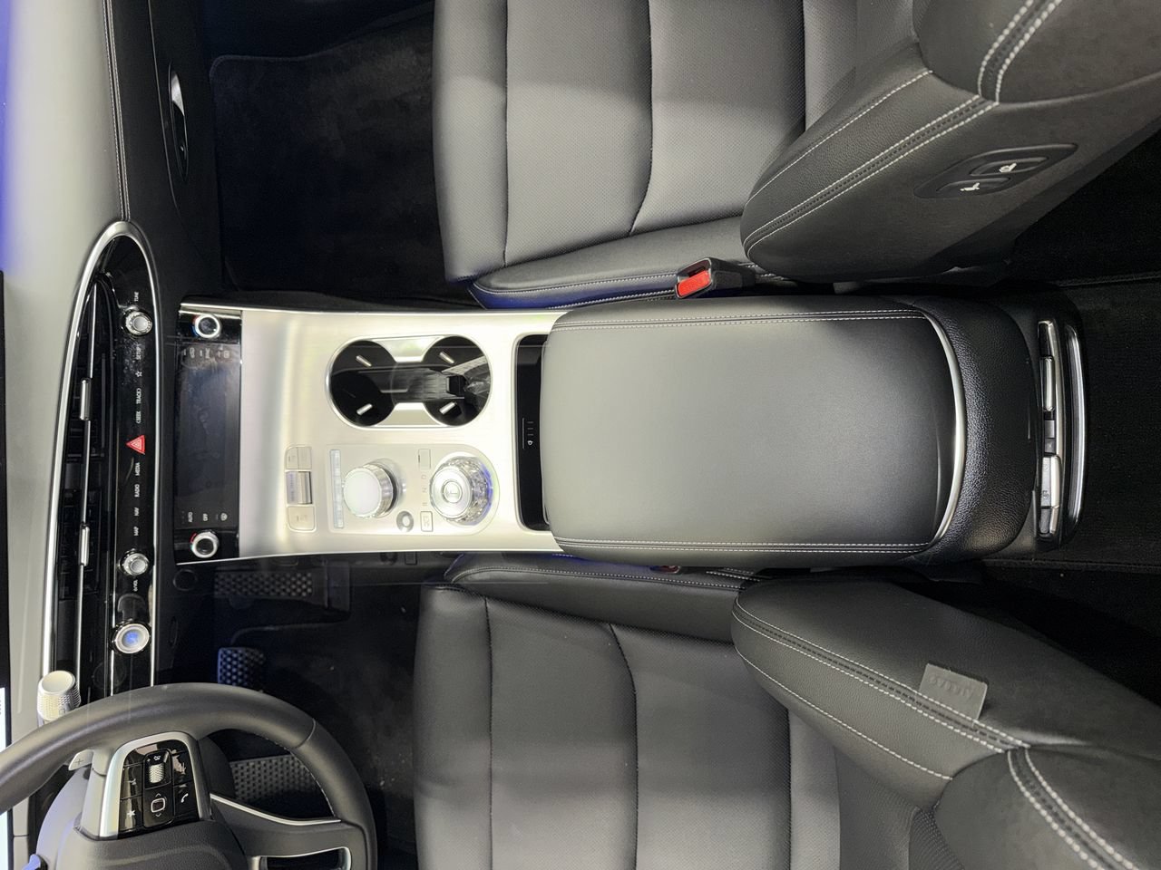 2026 GENESIS GV70 Select - Photo 23