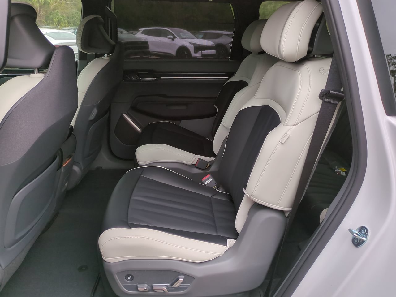 New 2026 Glacial White Pearl Kia GT-Line AWD image 17
