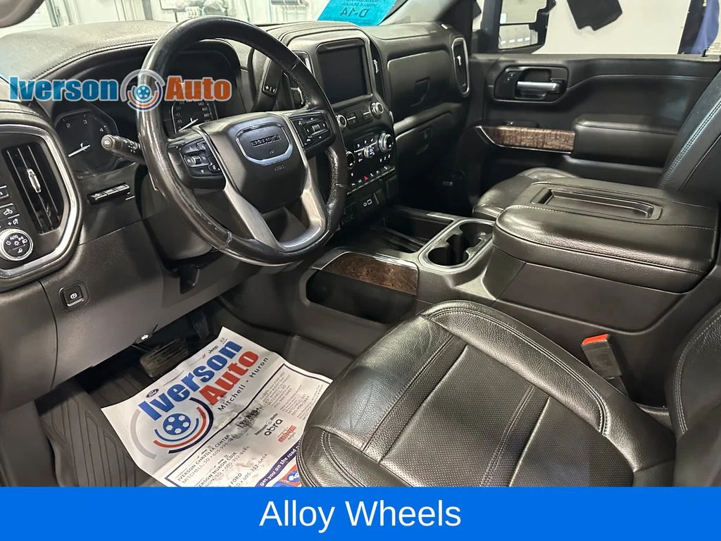 Used 2020 Black GMC Denali image 17