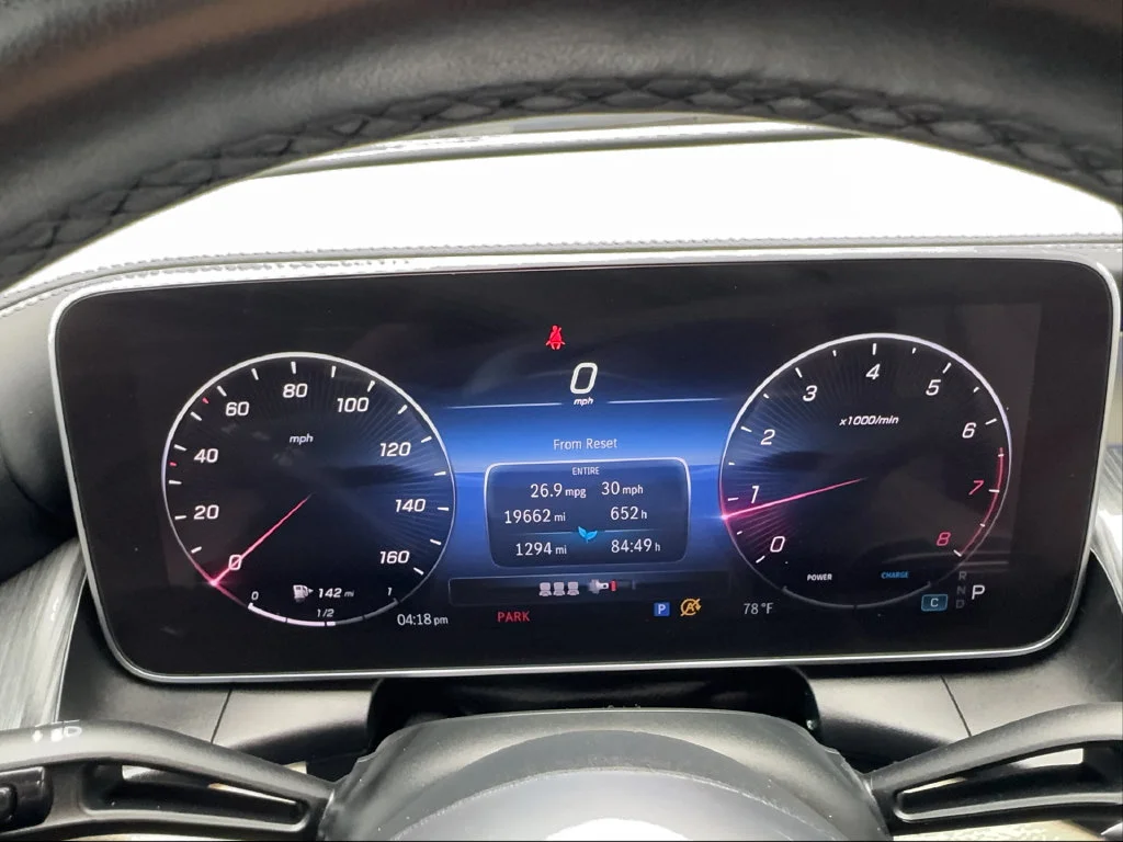 Used 2023 Silver Mercedes-Benz GLC 300 image 43