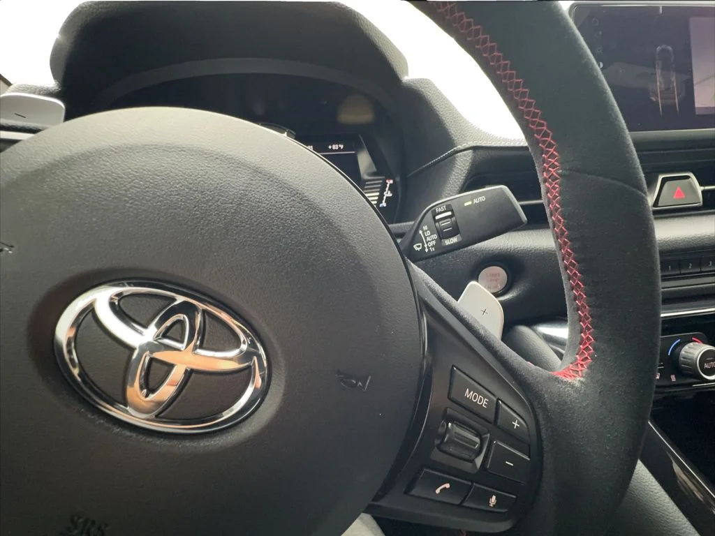 Used 2022 Red Toyota 3.0 image 31