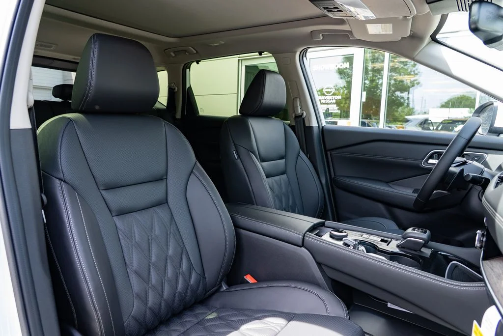 New 2026 Everest White Pearl TriCoat Nissan Platinum image 28