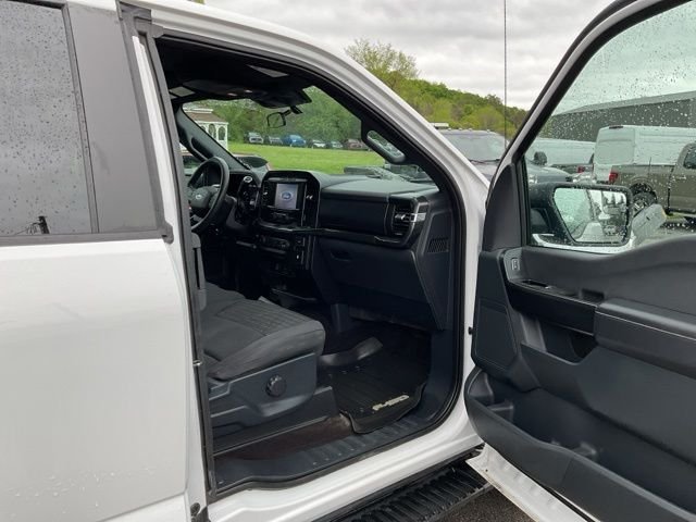 Used 2021 White Ford XL image 36