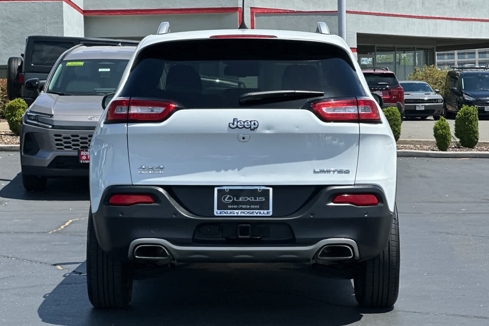 Used 2016 Bright White Clearcoat Jeep Limited image 8