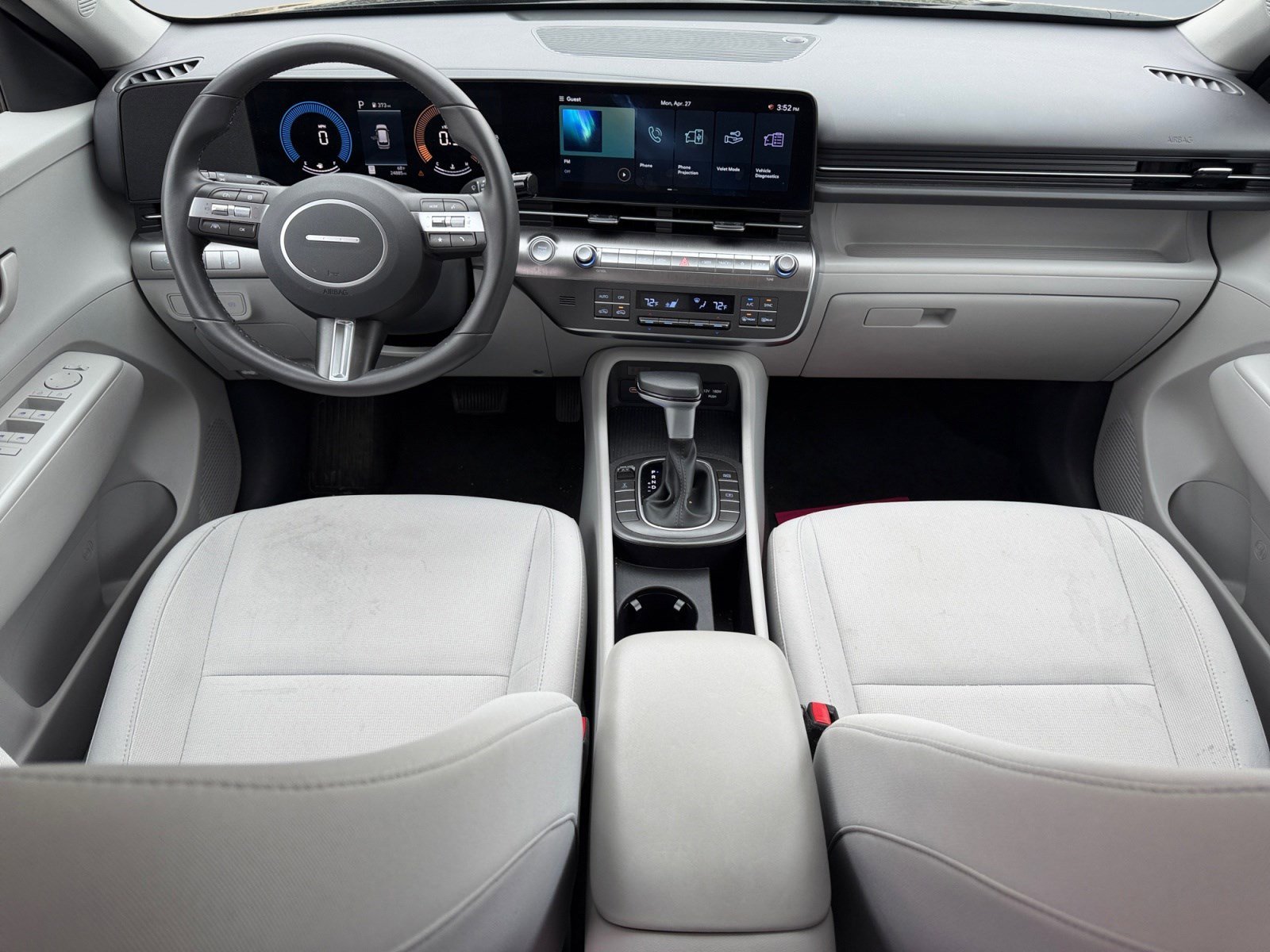 2025 Hyundai Kona SEL - Photo 10