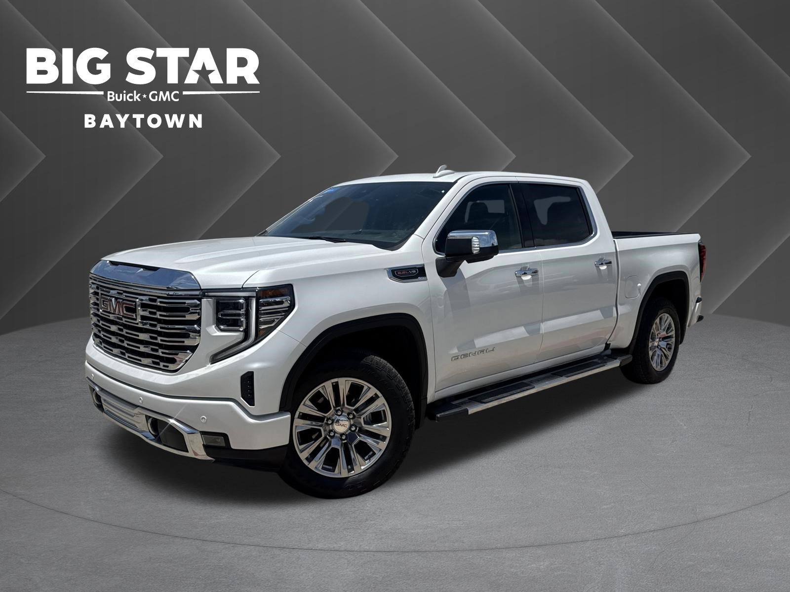 2025 GMC Sierra 4WD Crew Cab Short Box Denali's photo