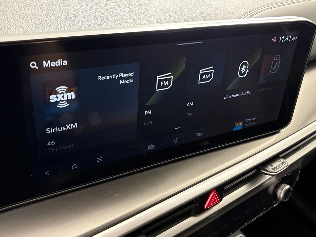 New 2026 Ivory Silver Kia S image 35