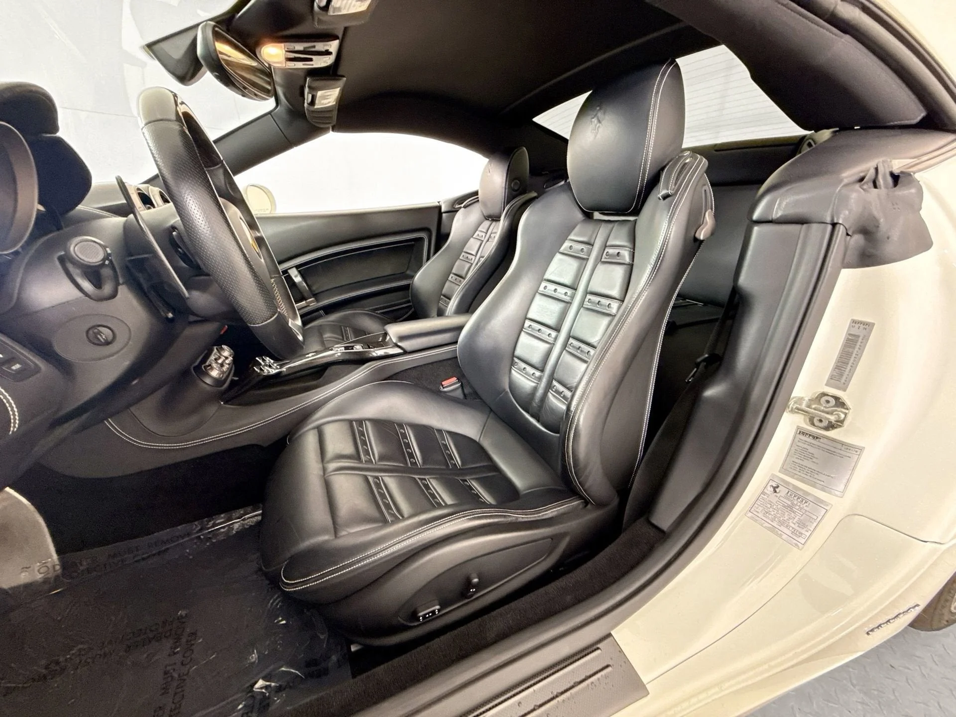 Used 2010 Extra Sample Ferrari Base image 9