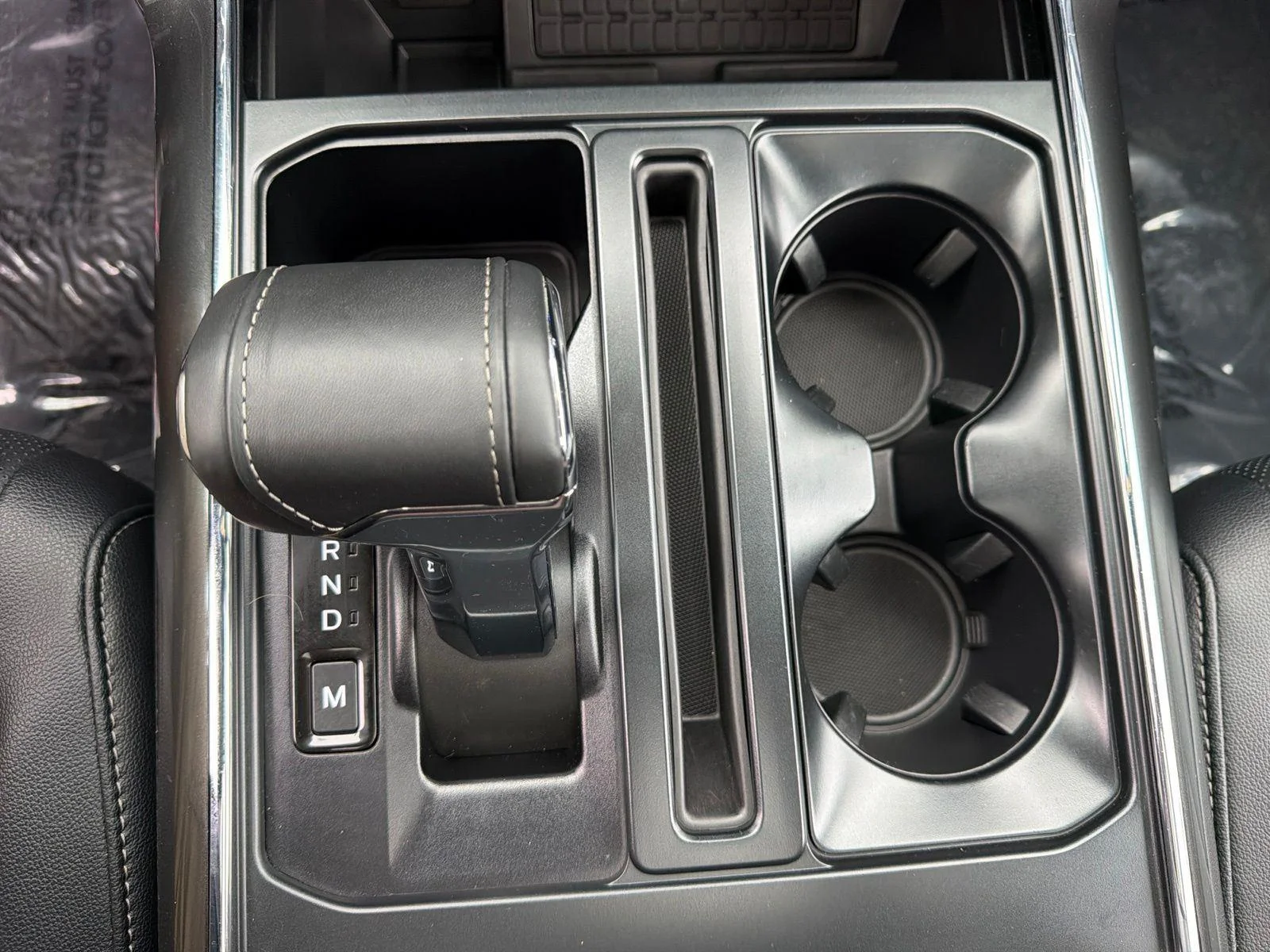 Used 2023 Agate Black Metallic Ford LARIAT image 18