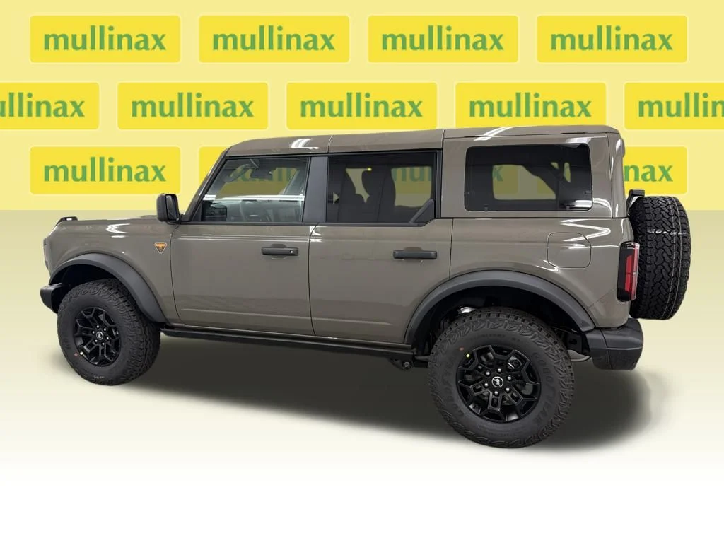 New 2026 Gray Ford Badlands image 10