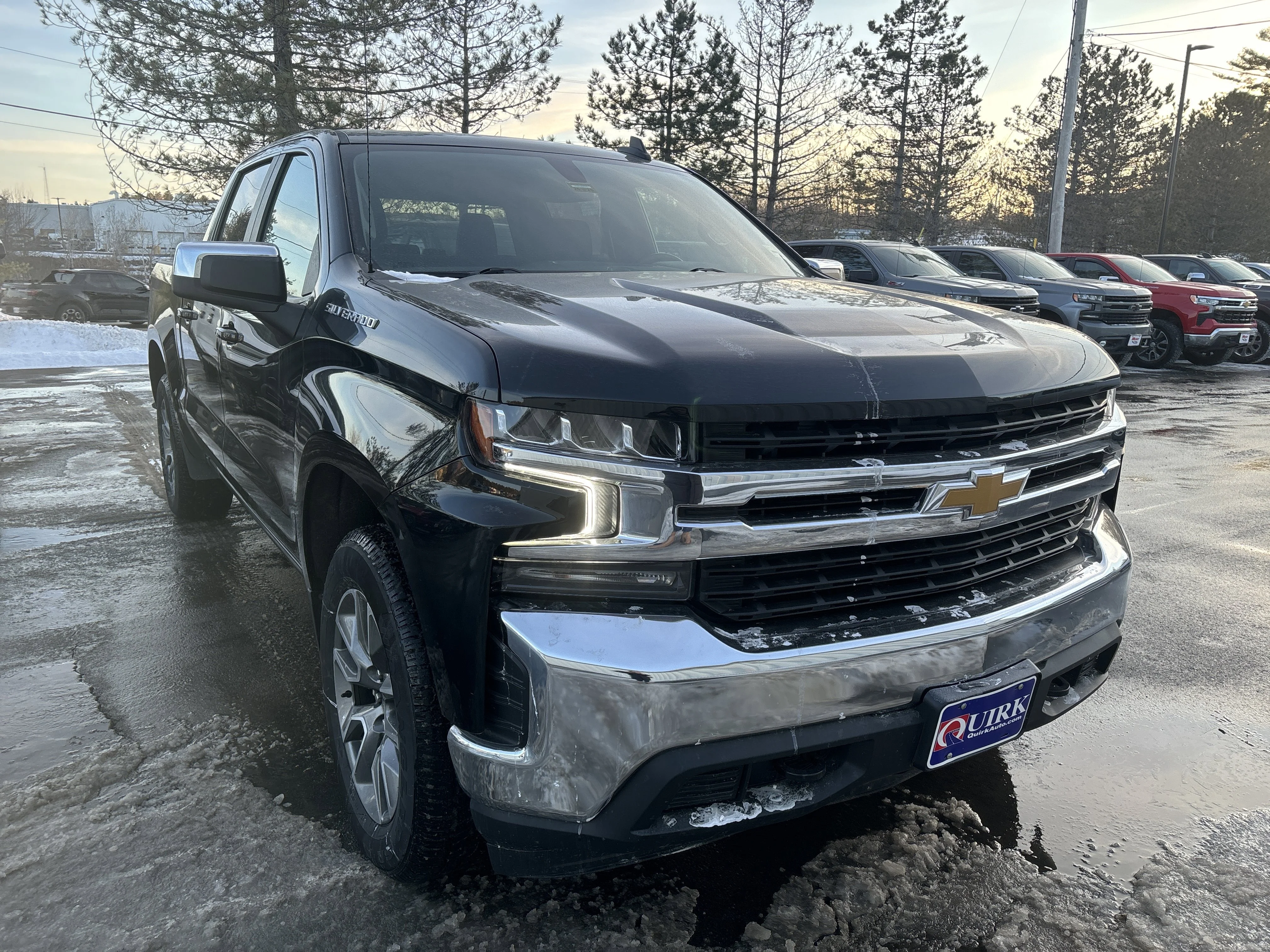 2022 Chevrolet Silverado 1500 LT - Photo 7
