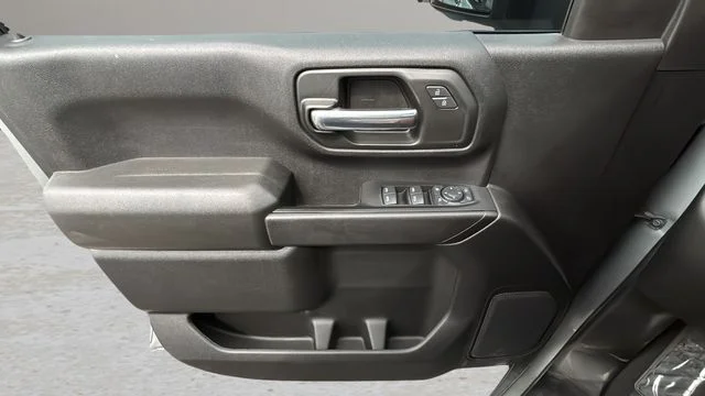 Used 2025 Gray Chevrolet Custom image 18