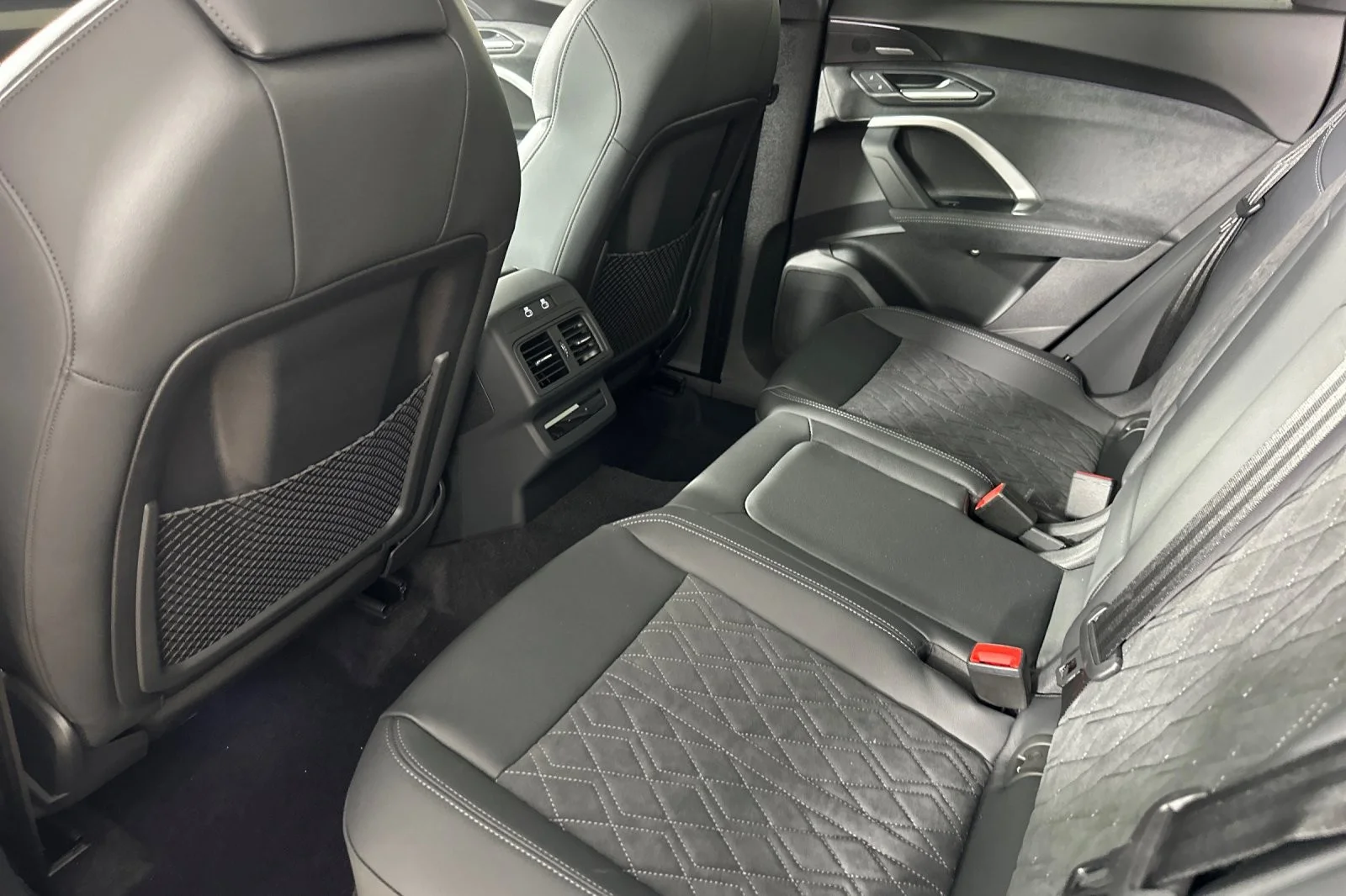 New 2026 Daytona Gray Metallic Audi Premium Plus 3.0 TFSI quattro image 11