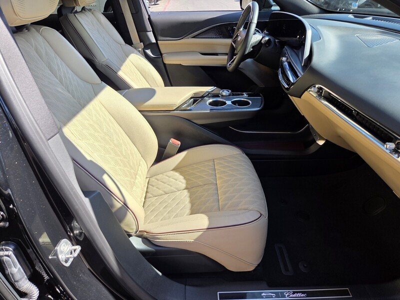 Used 2024 Black Cadillac Sport image 17
