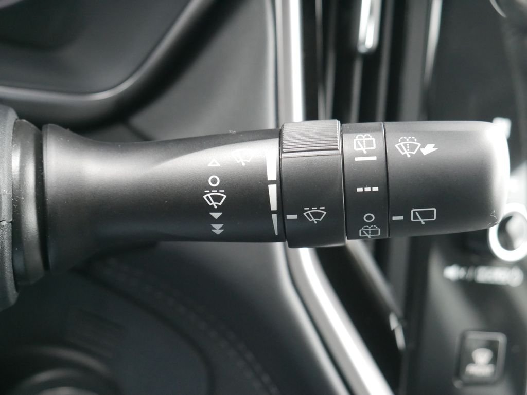 Used 2025 Green Subaru Limited XT image 30