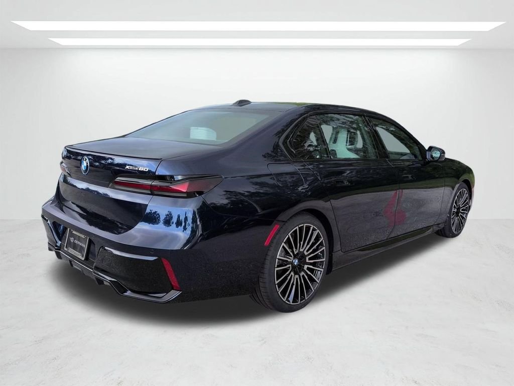 New 2026 Tanzanite Blue II Metallic BMW xDrive60 image 4