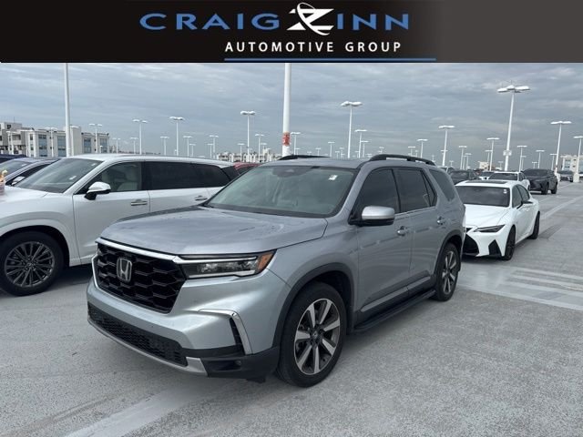 2024 Honda Pilot Touring AWD's photo