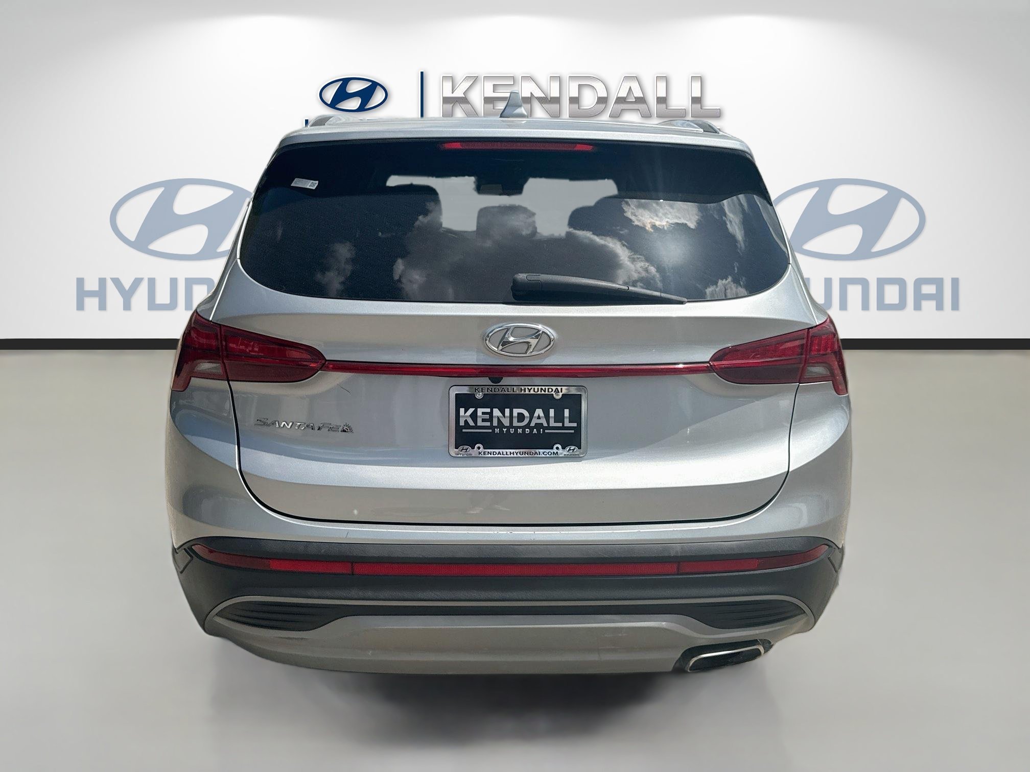 Used 2021 Shimmering Silver Hyundai SE image 5