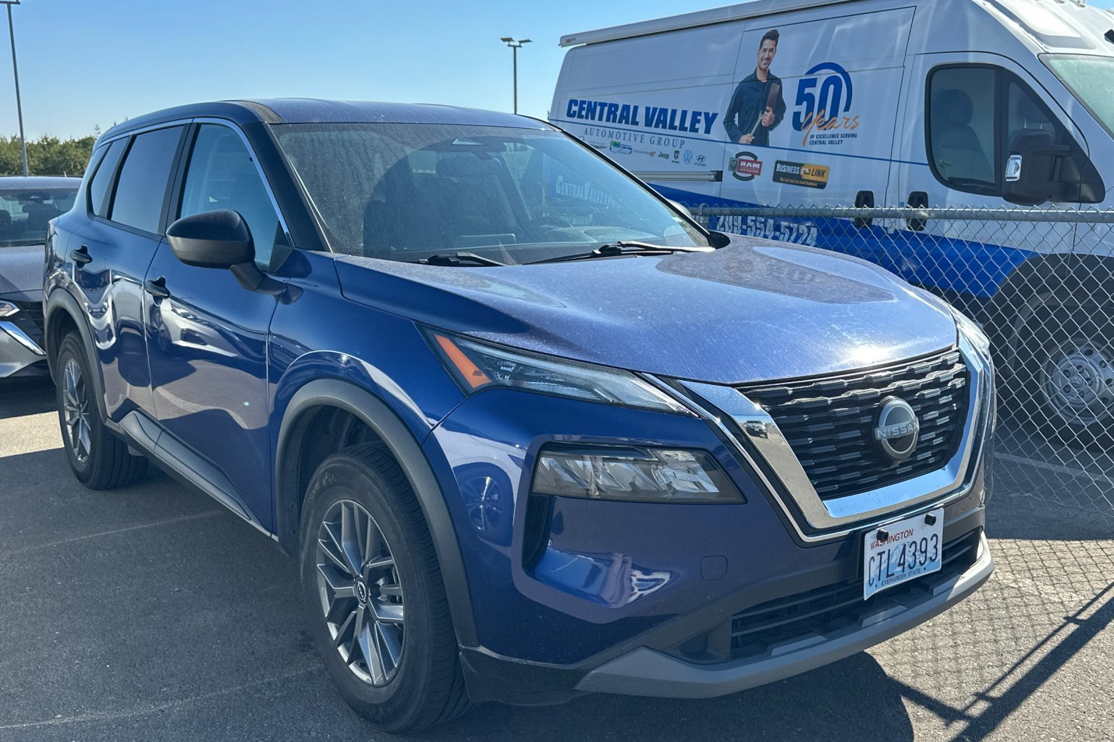 2023 Nissan Rogue S photo 2