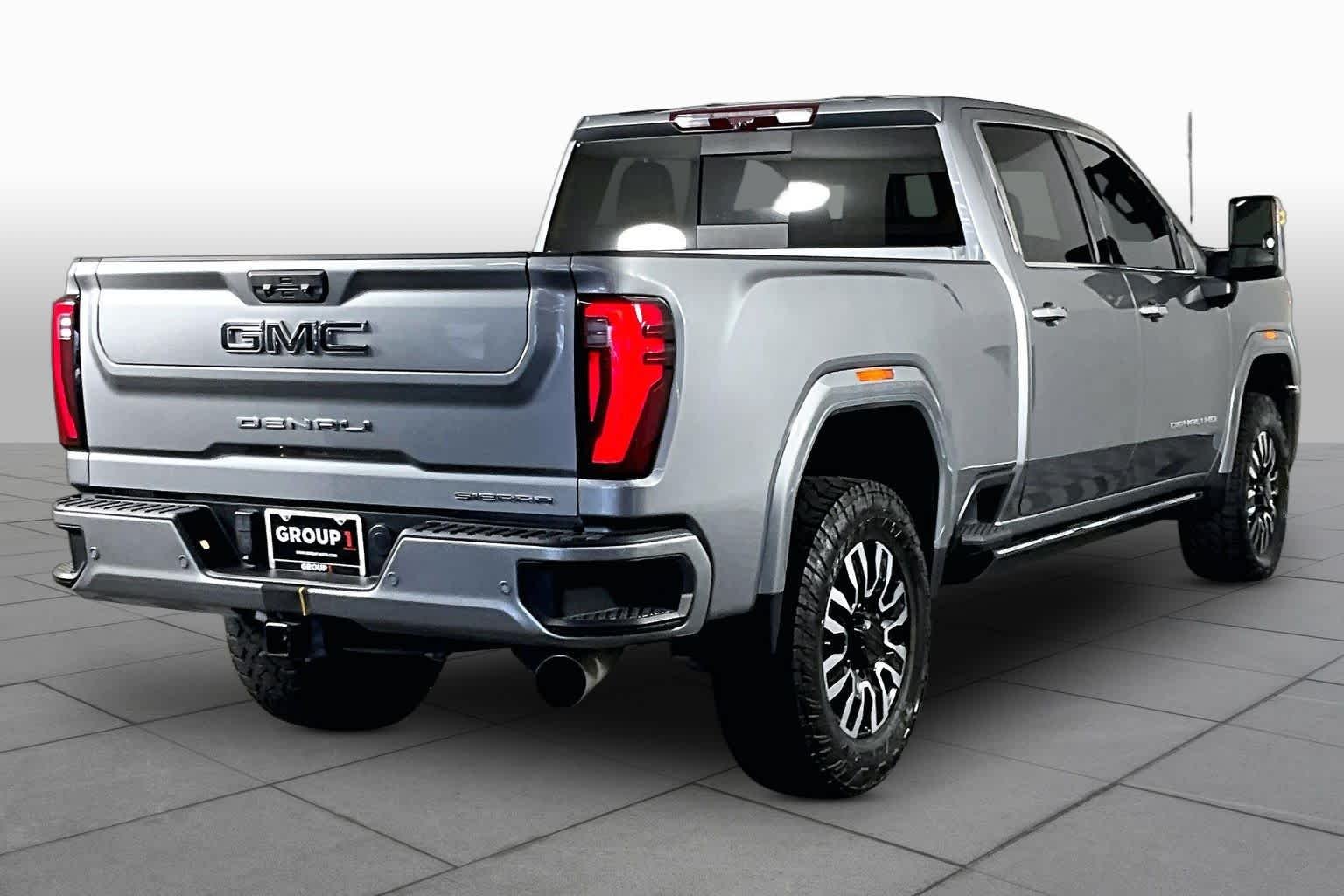 2025 GMC Sierra 2500HD Denali Ultimate - Photo 13