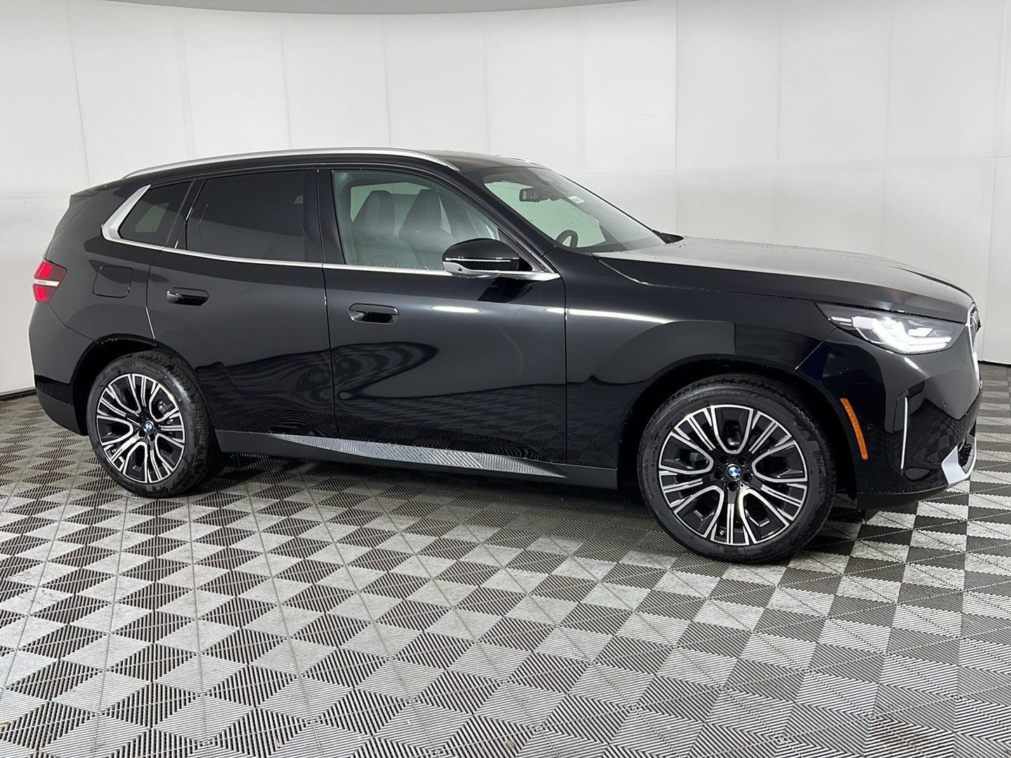 New 2026 Black Sapphire Metallic BMW 30 xDrive image 2