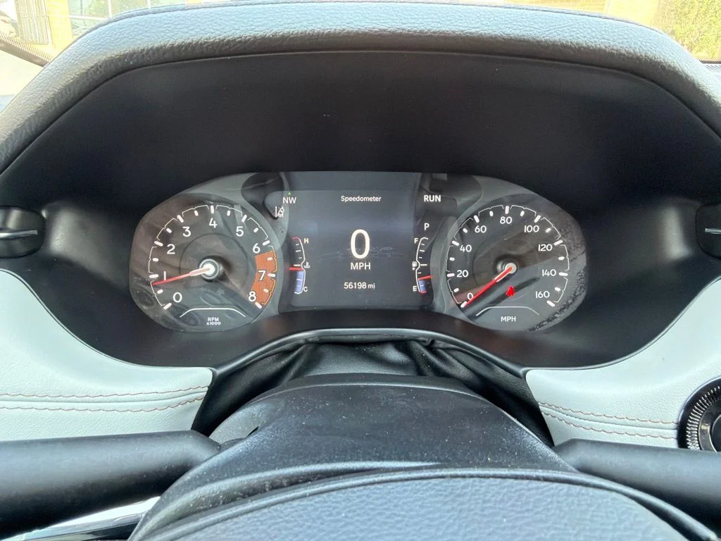 Used 2022 White Jeep Limited image 12