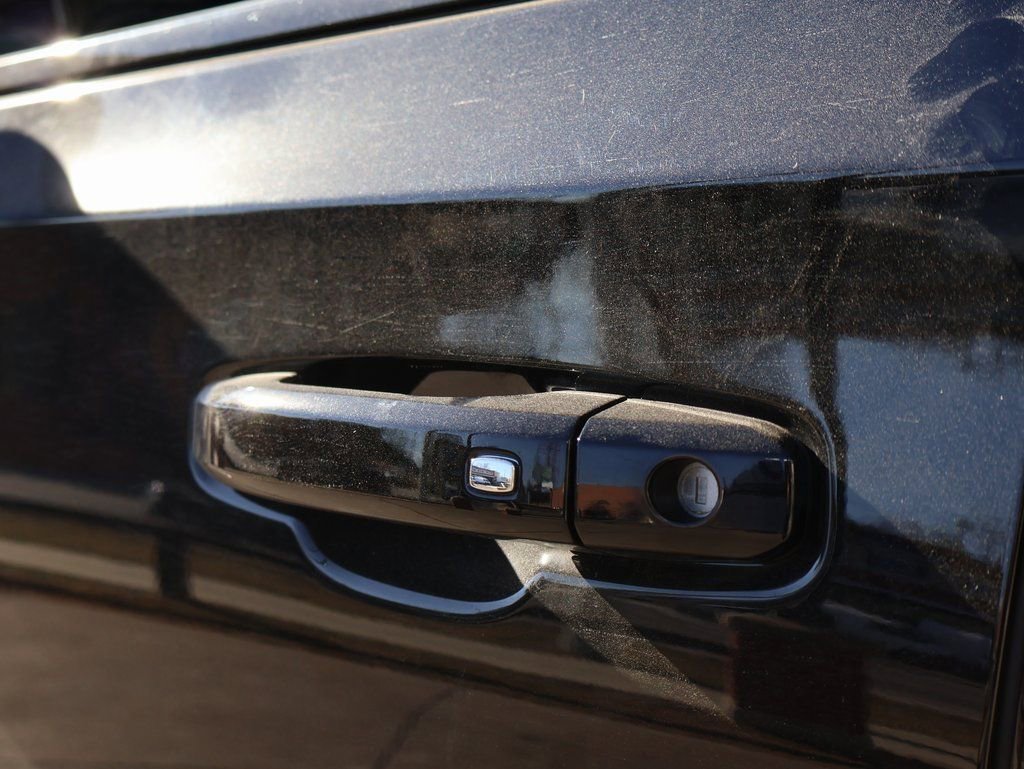New 2026 Onyx Black GMC AT4 image 25