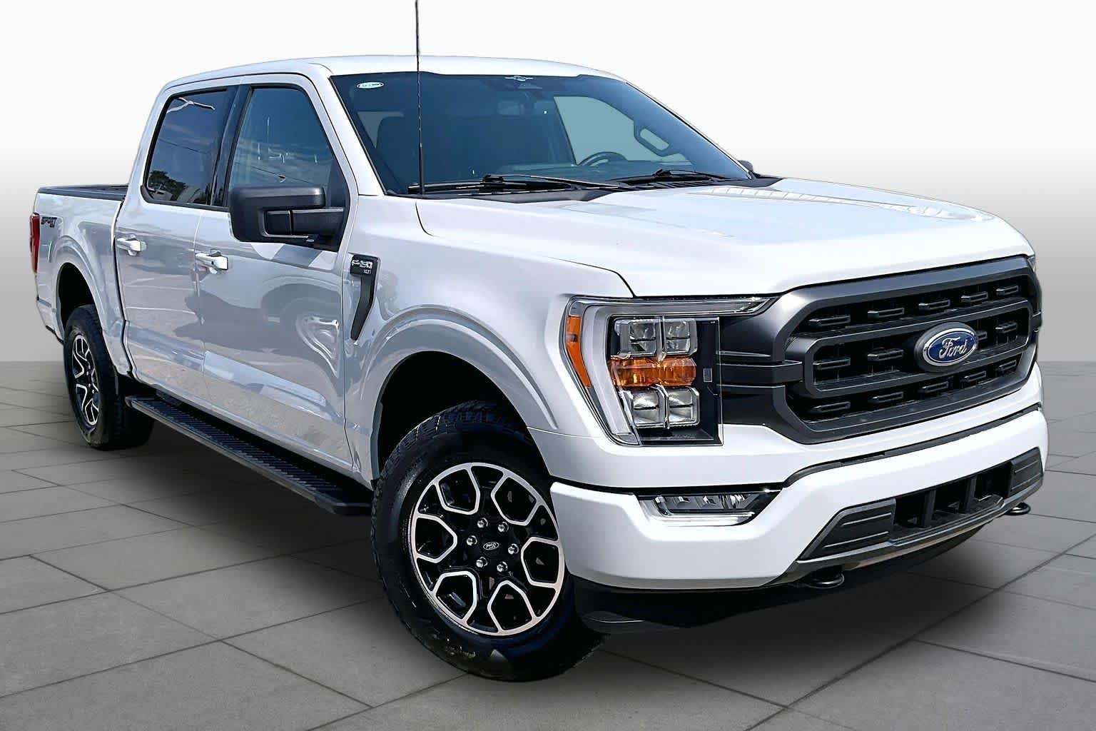 Certified Used 2023 Avalanche Gray Ford XLT image 5