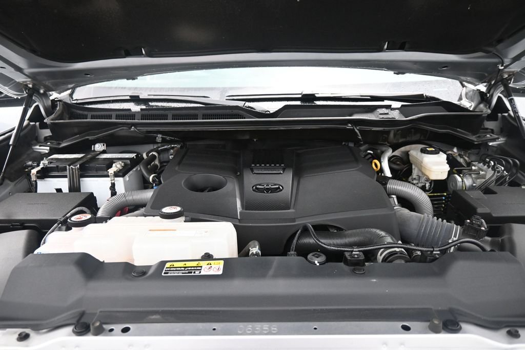 Used 2024 Silver Toyota SR5 image 23