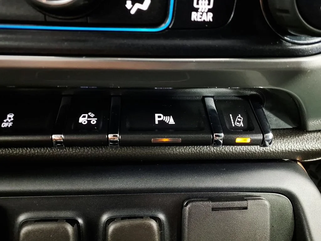 Used 2014 BLACK Chevrolet LTZ image 22