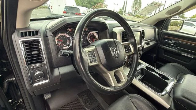 2017 RAM Ram 1500 Pickup Laramie - Photo 33