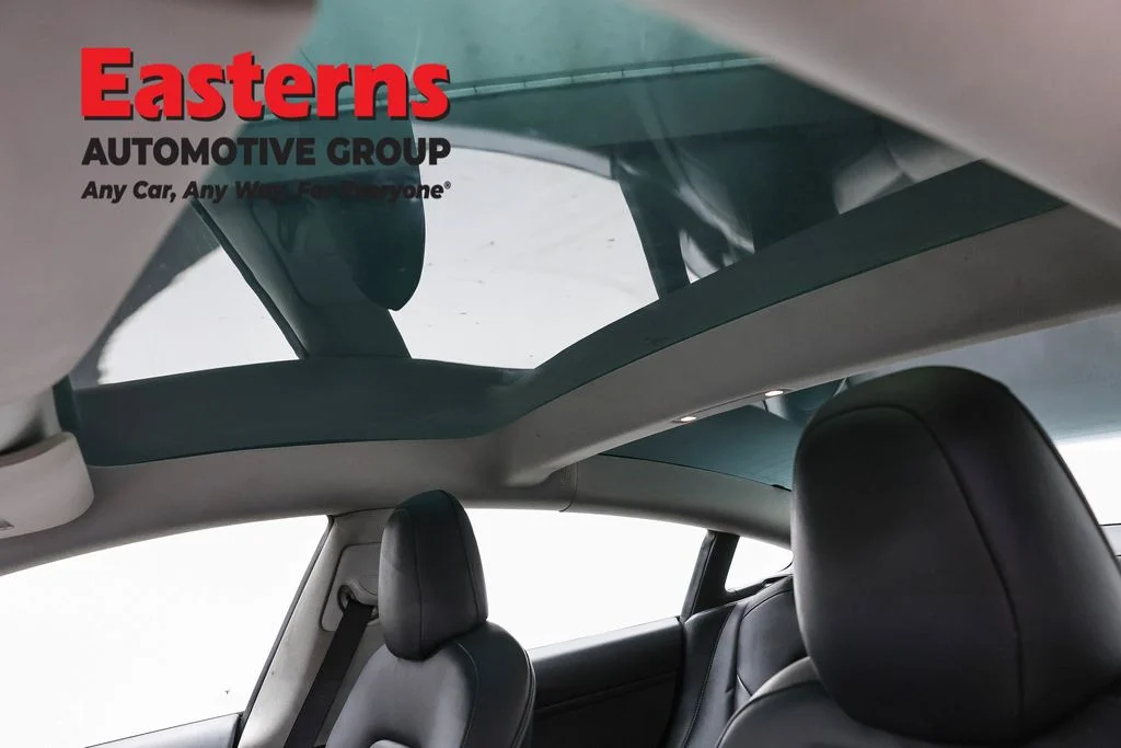 Used 2022 White Tesla Long Range image 27