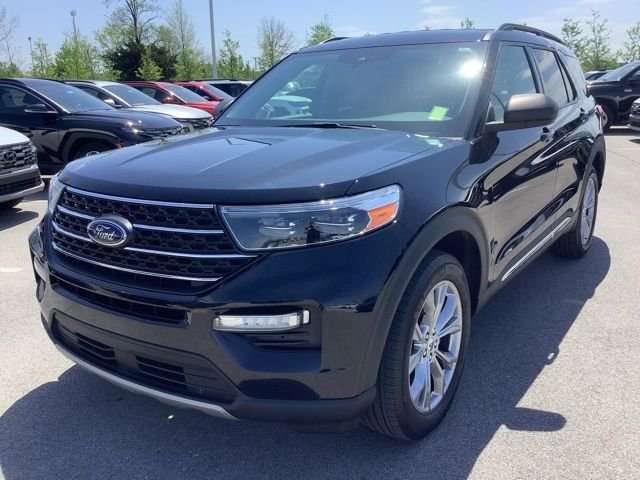 2022 Ford Explorer XLT 4WD's photo
