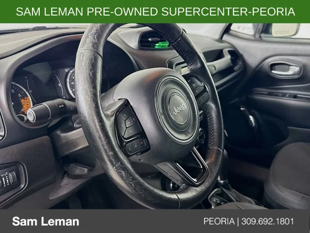 Used 2017 Blue Jeep Latitude image 11