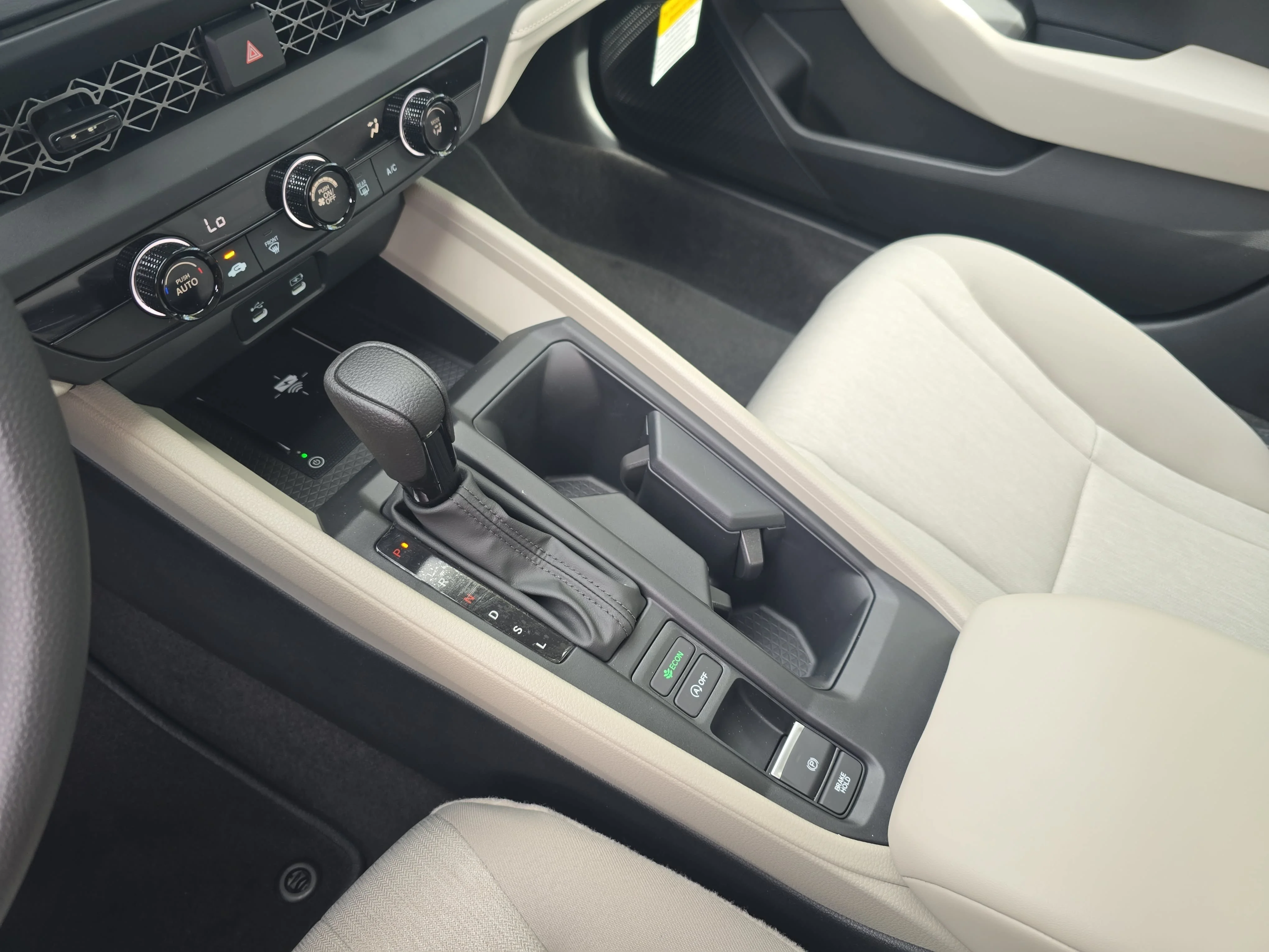 New 2026 Platinum White Pearl Honda LX image 24